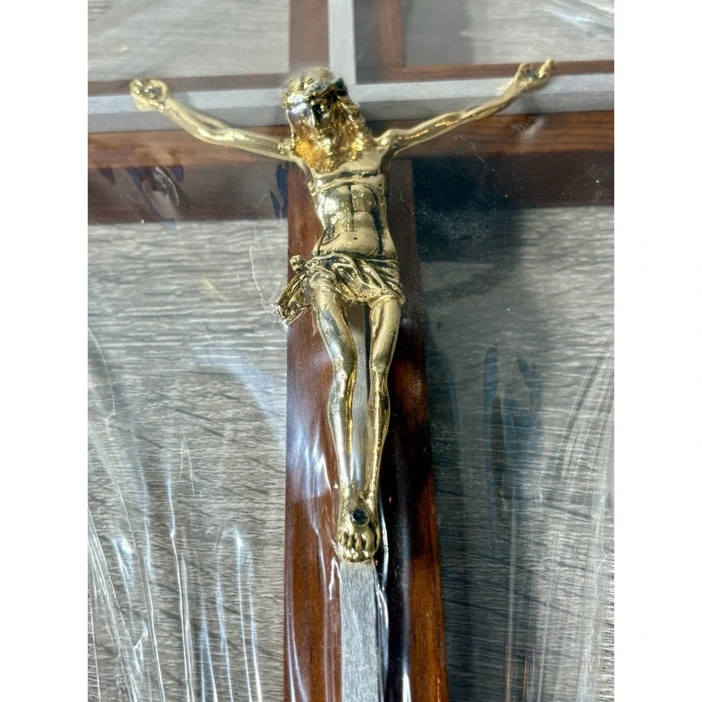 Vintage Wooden Crucifix w/Metal Inlays & Jesus Christ 16